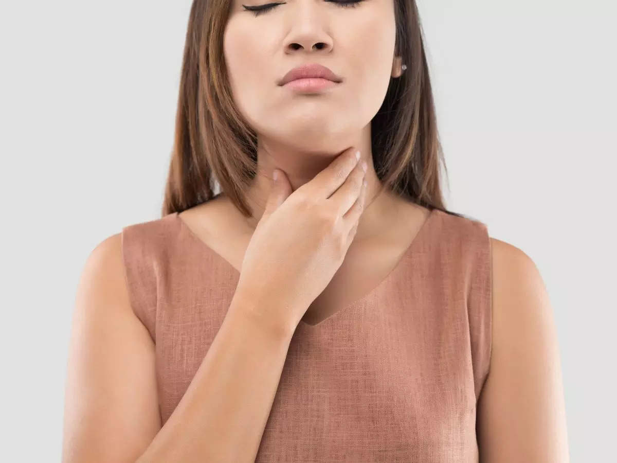 7 Home Remedies to Cure Burning Throat |  India Times
